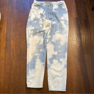 Tocache (Peruvian Company) Size 36” Medium Blue White Cloud Design Mom Jeans